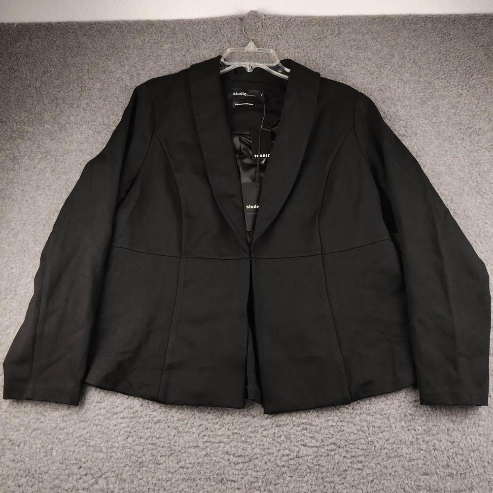 Torrid Blazer Sz 1X Uptown Peplum Black Ponte Stretch Career Office NWT